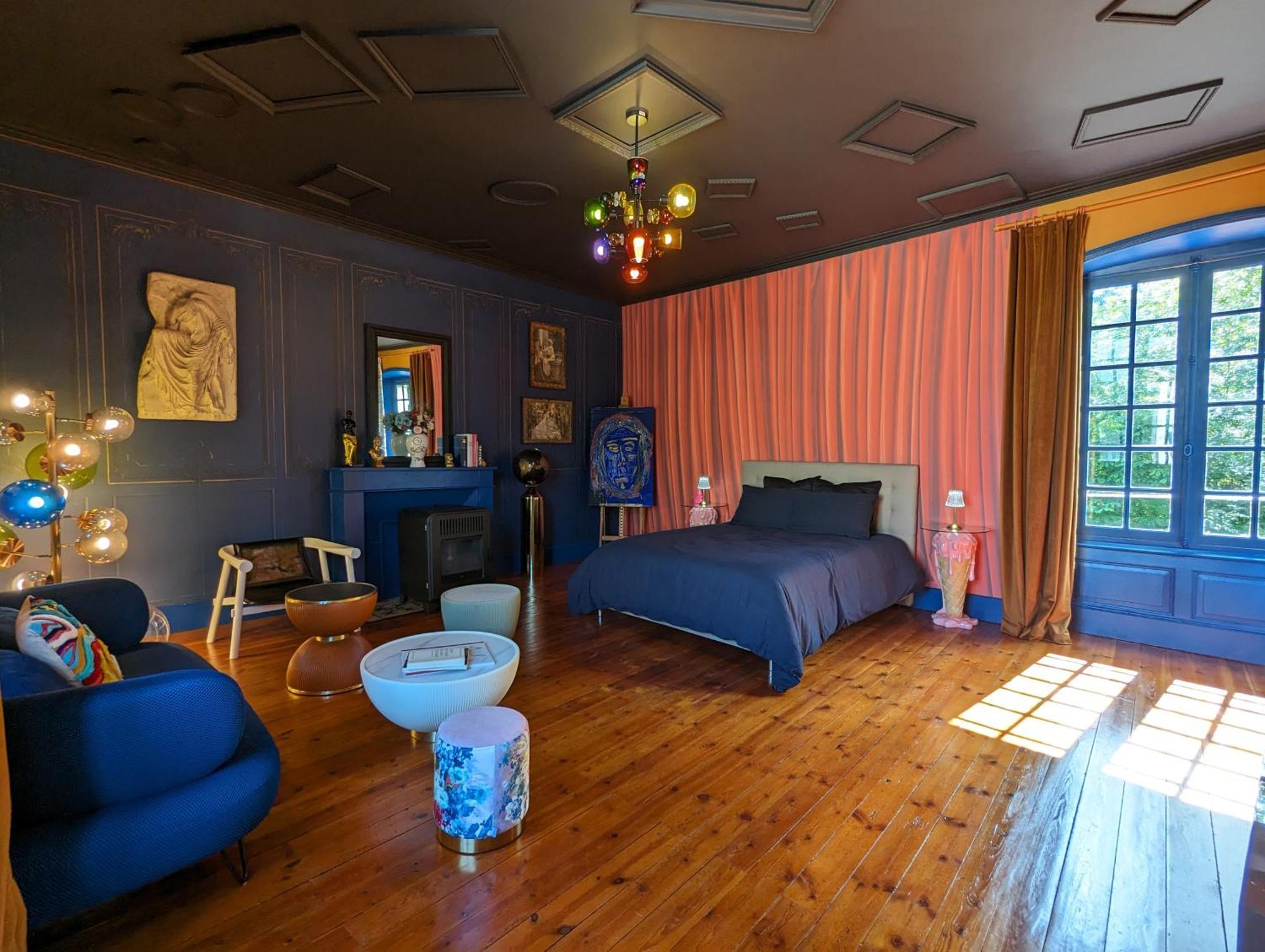Bed and Breakfast Manoir Des Arts Confolens Exterior foto
