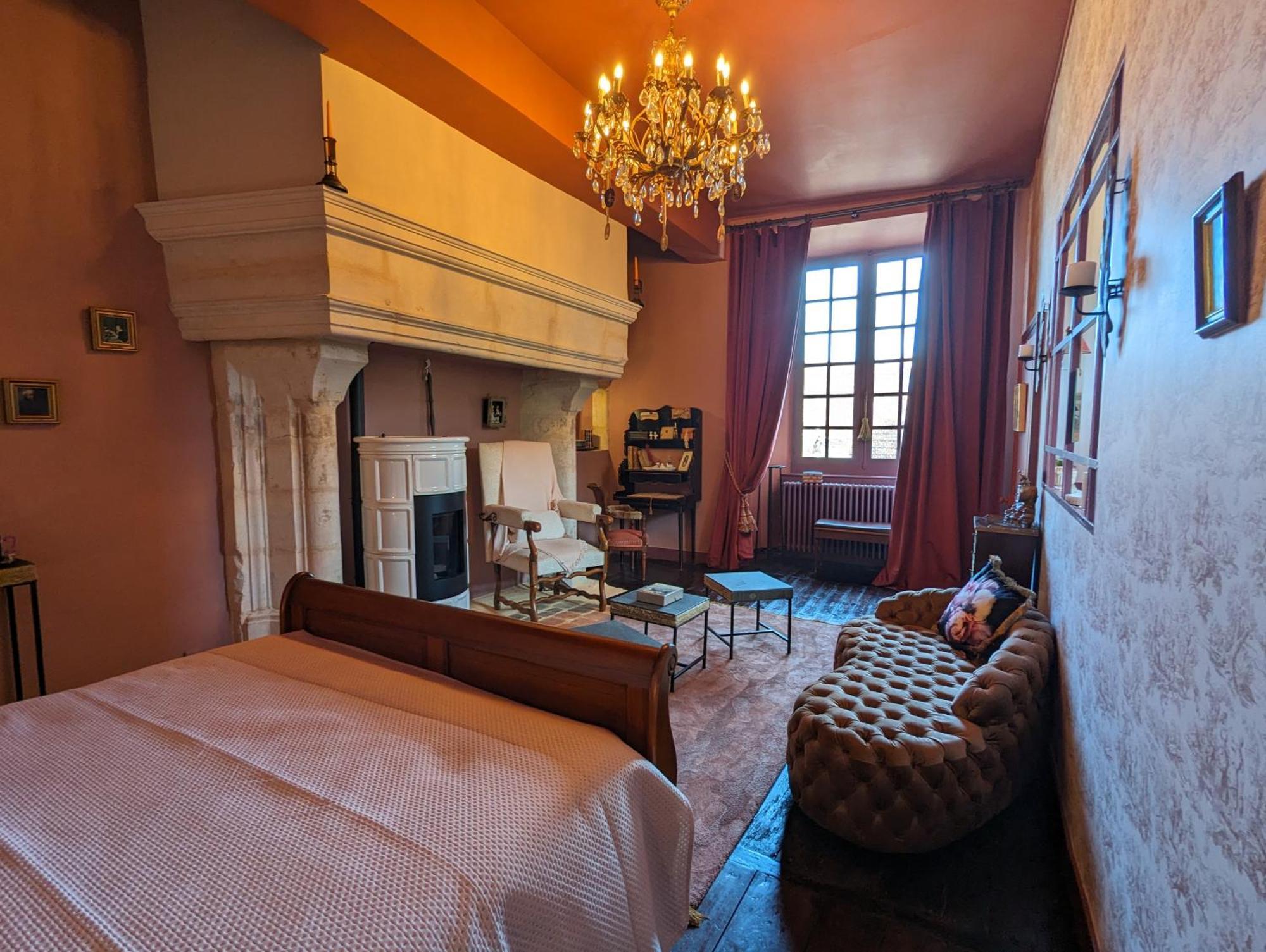 Bed and Breakfast Manoir Des Arts Confolens Exterior foto