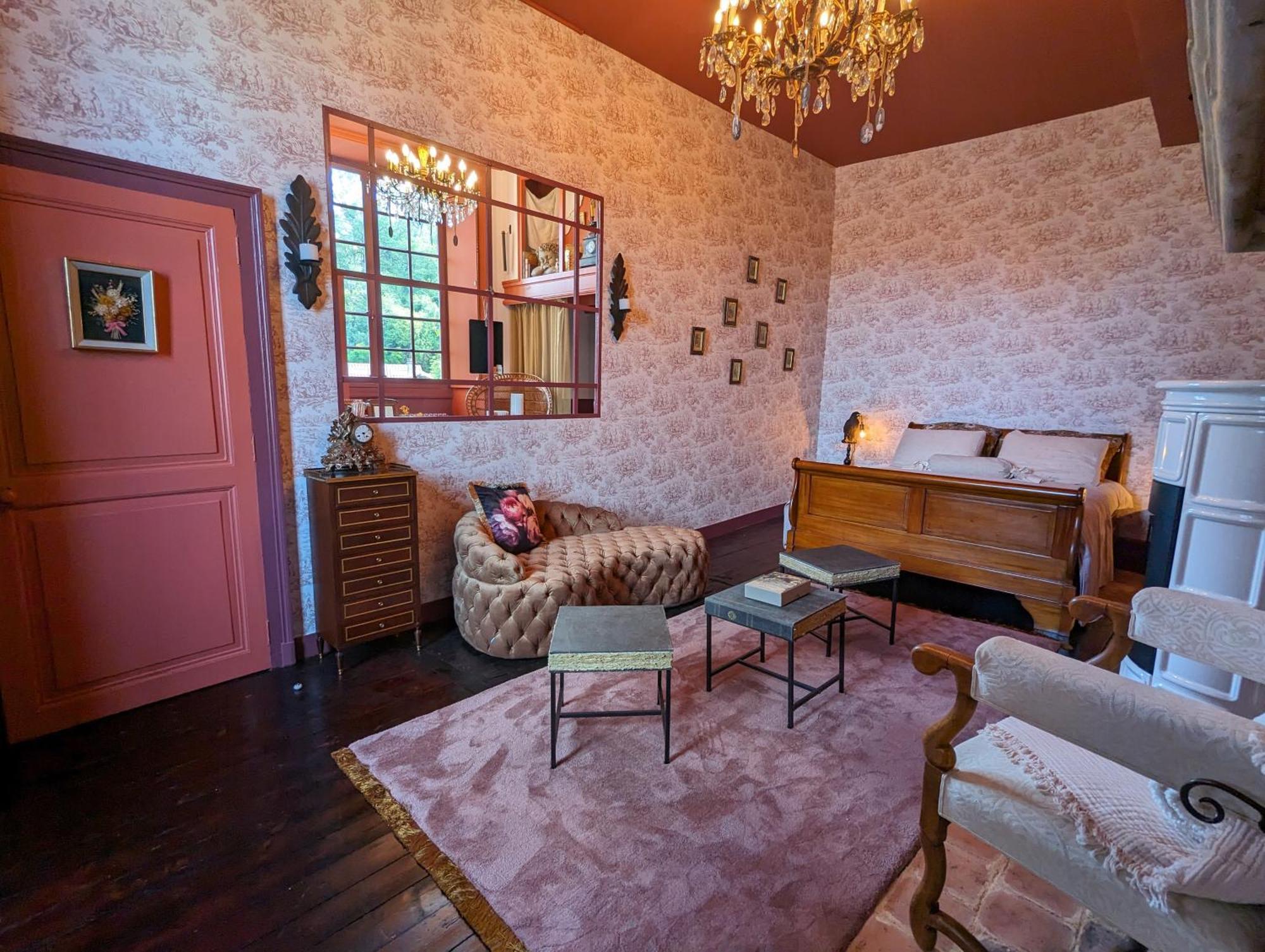 Bed and Breakfast Manoir Des Arts Confolens Exterior foto